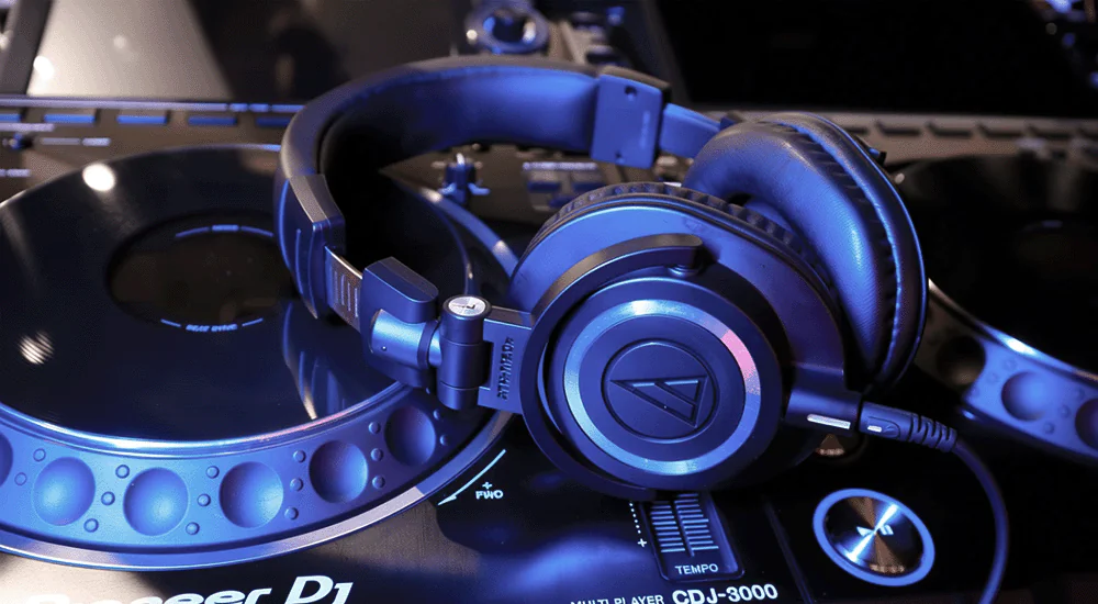 Ultimate Guide to DJ Headphones & Accessories in Qatar