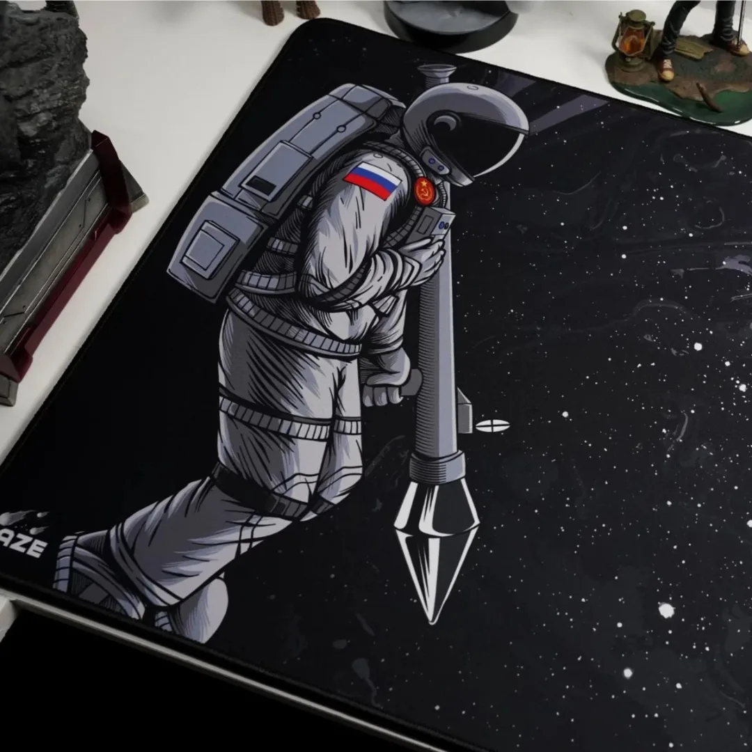 Maze 2XL Mousepad – ASTRO WAR-B - Image 3